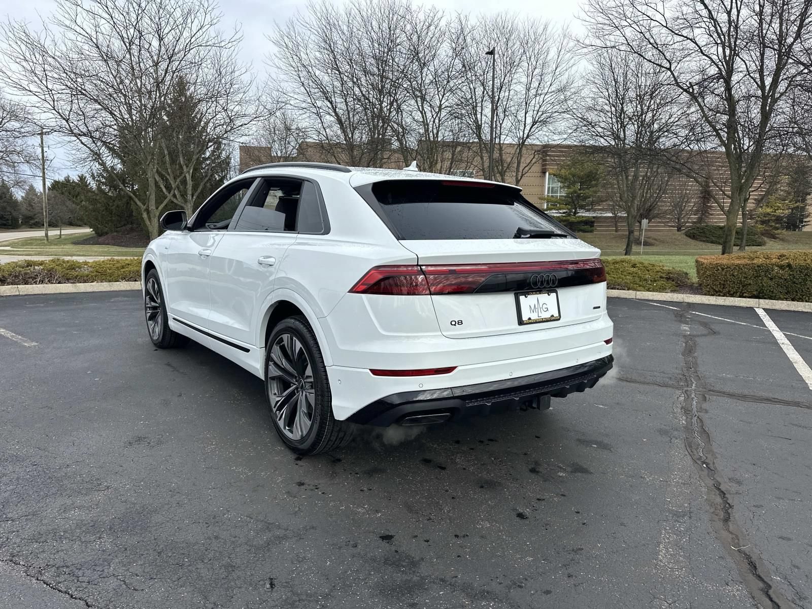 New 2026 Audi Q8 Premium Plus AWD/4WD image 5
