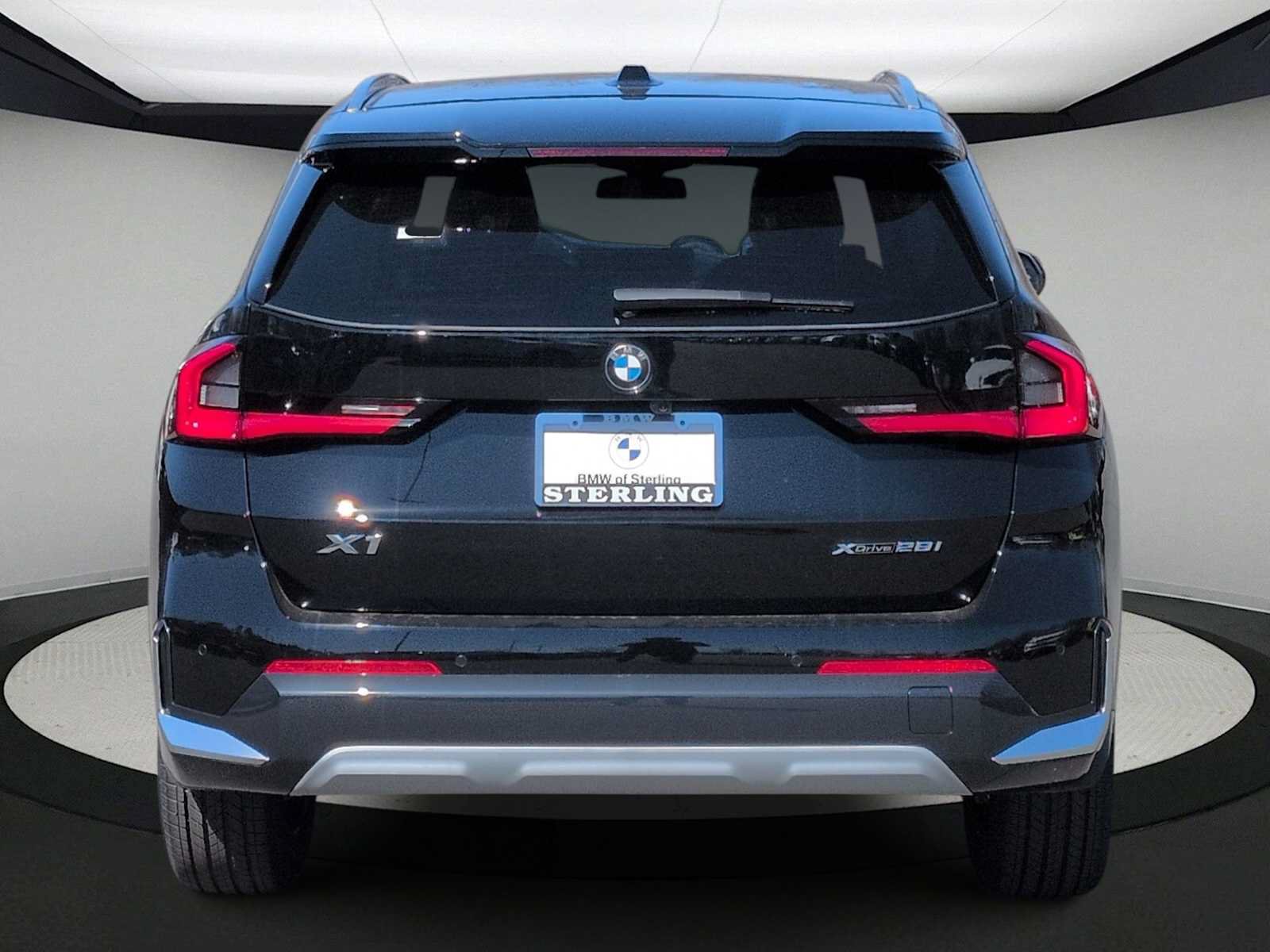 New 2026 BMW X1 xDrive28i AWD/4WD image 7