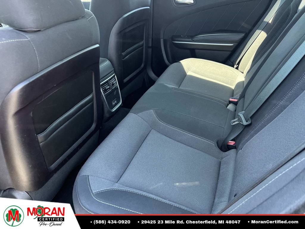 Used 2019 Dodge Charger SXT AWD/4WD image 12