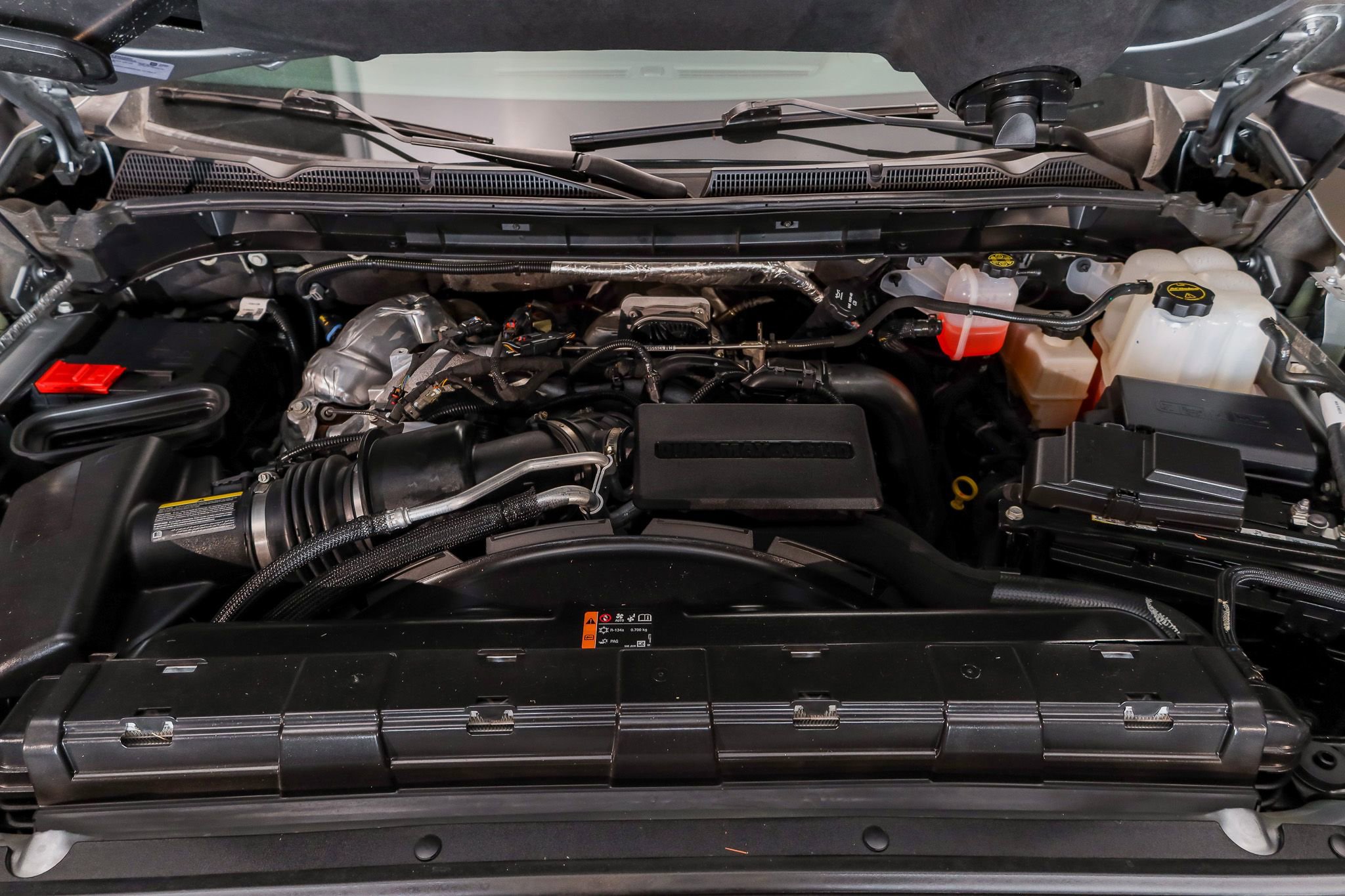 Used 2025 GMC Sierra 3500 AT4 w/ AT4 Premium Plus Package image 28