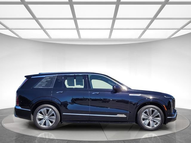 Certified 2026 Cadillac Vistiq Luxury AWD/4WD image 3