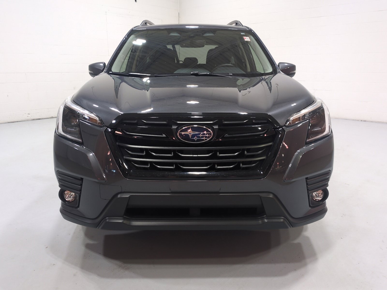 Certified 2024 Subaru Forester Limited AWD/4WD image 8