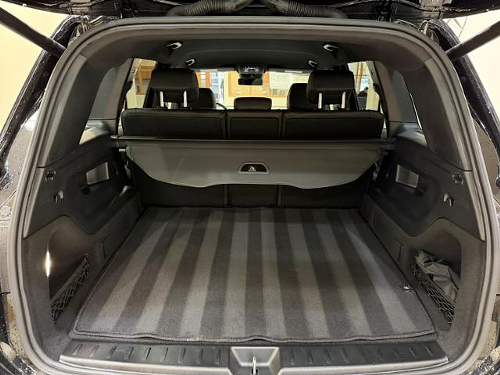 Used 2024 Mercedes-Benz GLB 250 image 20