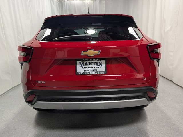 New 2026 Chevrolet Trax LT w/ Driver Confidence Package FWD image 4
