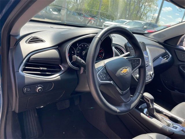 Used 2024 Chevrolet Malibu LT image 9