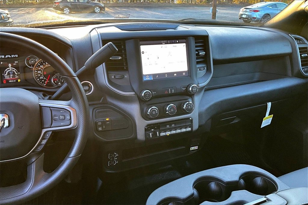 Used 2024 RAM 5500 Tradesman w/ Chrome Appearance Group image 10