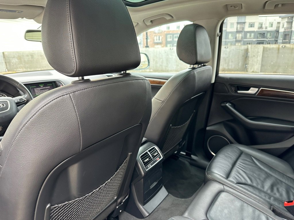 Used 2017 Audi Q5 2.0T Premium Plus w/ Technology Package image 15