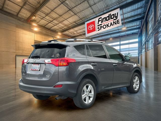 Used 2013 Toyota RAV4 XLE AWD/4WD image 4