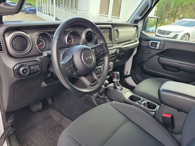 Used 2022 Jeep Wrangler Unlimited Sport AWD/4WD image 12