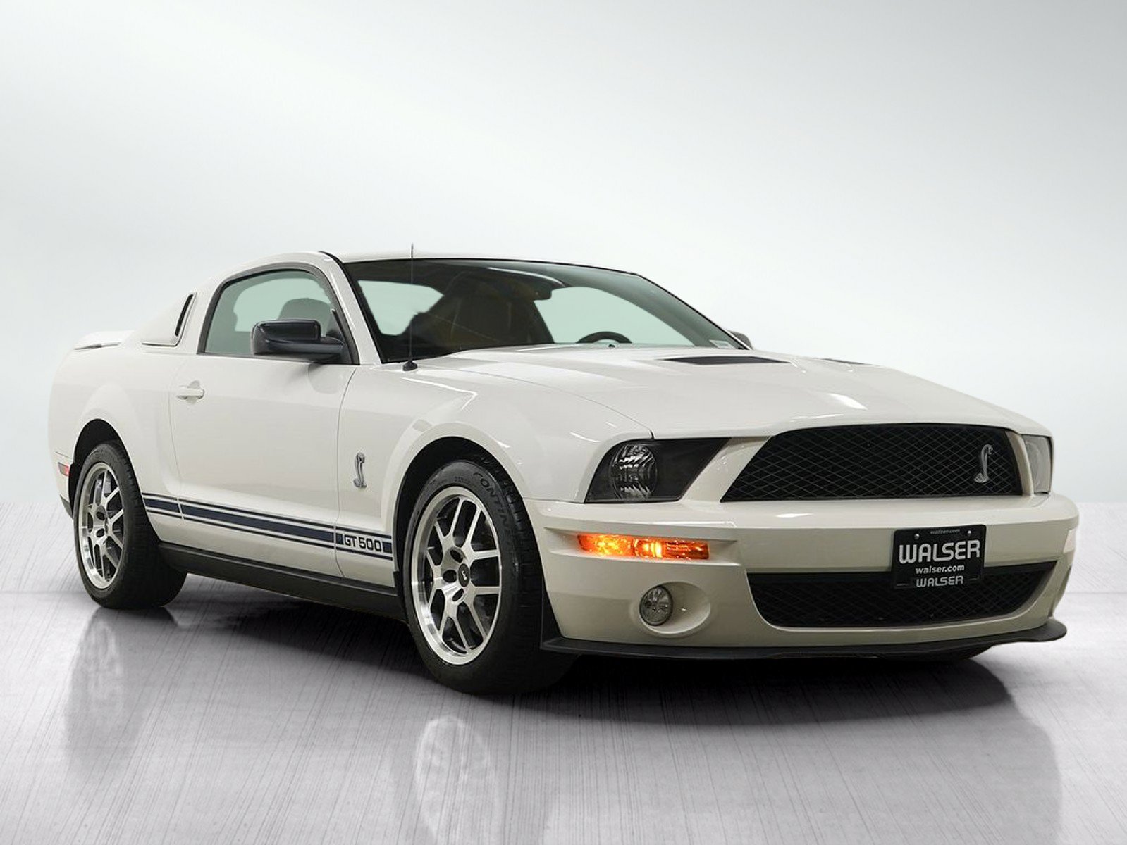 Used 2009 Ford Mustang Shelby GT500 RWD image 7