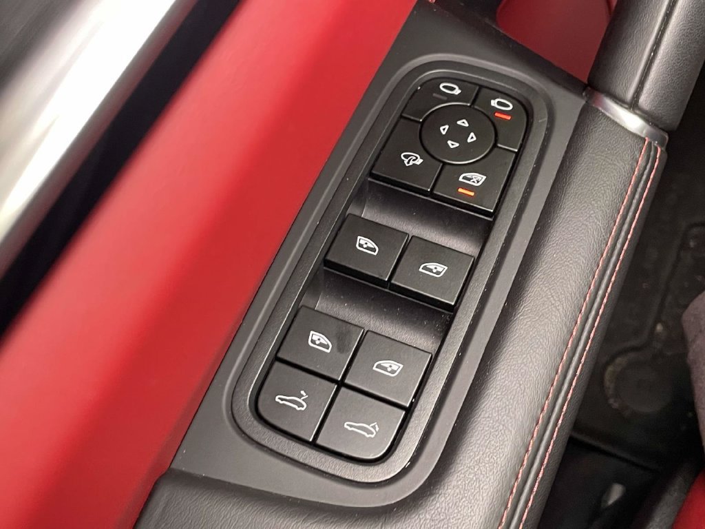 Certified 2023 Porsche Cayenne GTS AWD/4WD image 37