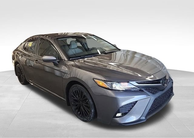 Used 2020 Toyota Camry SE image 13