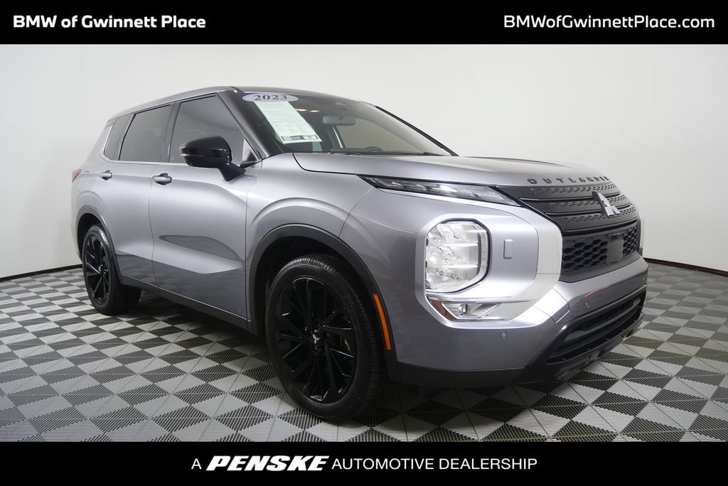 Used 2023 Mitsubishi Outlander SE Black Edition