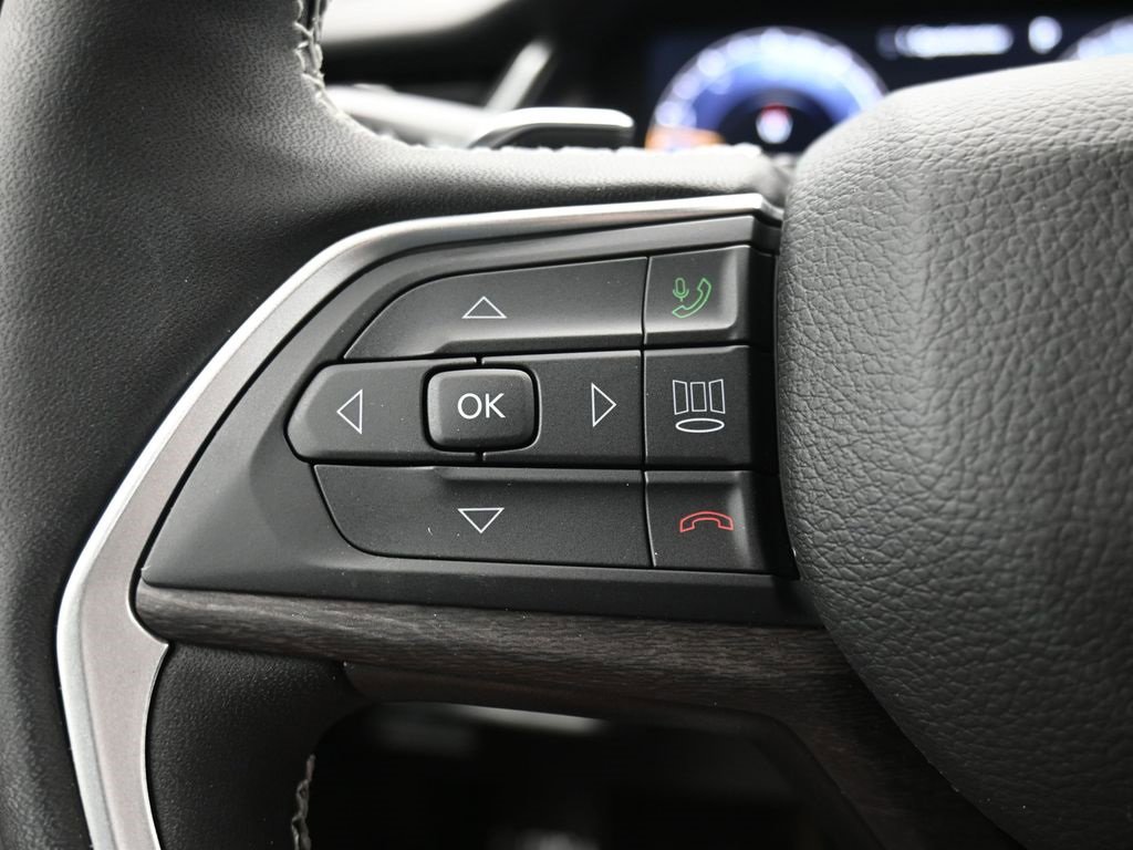 New 2025 Jeep Grand Cherokee Limited w/ Trailer Tow Package image 24