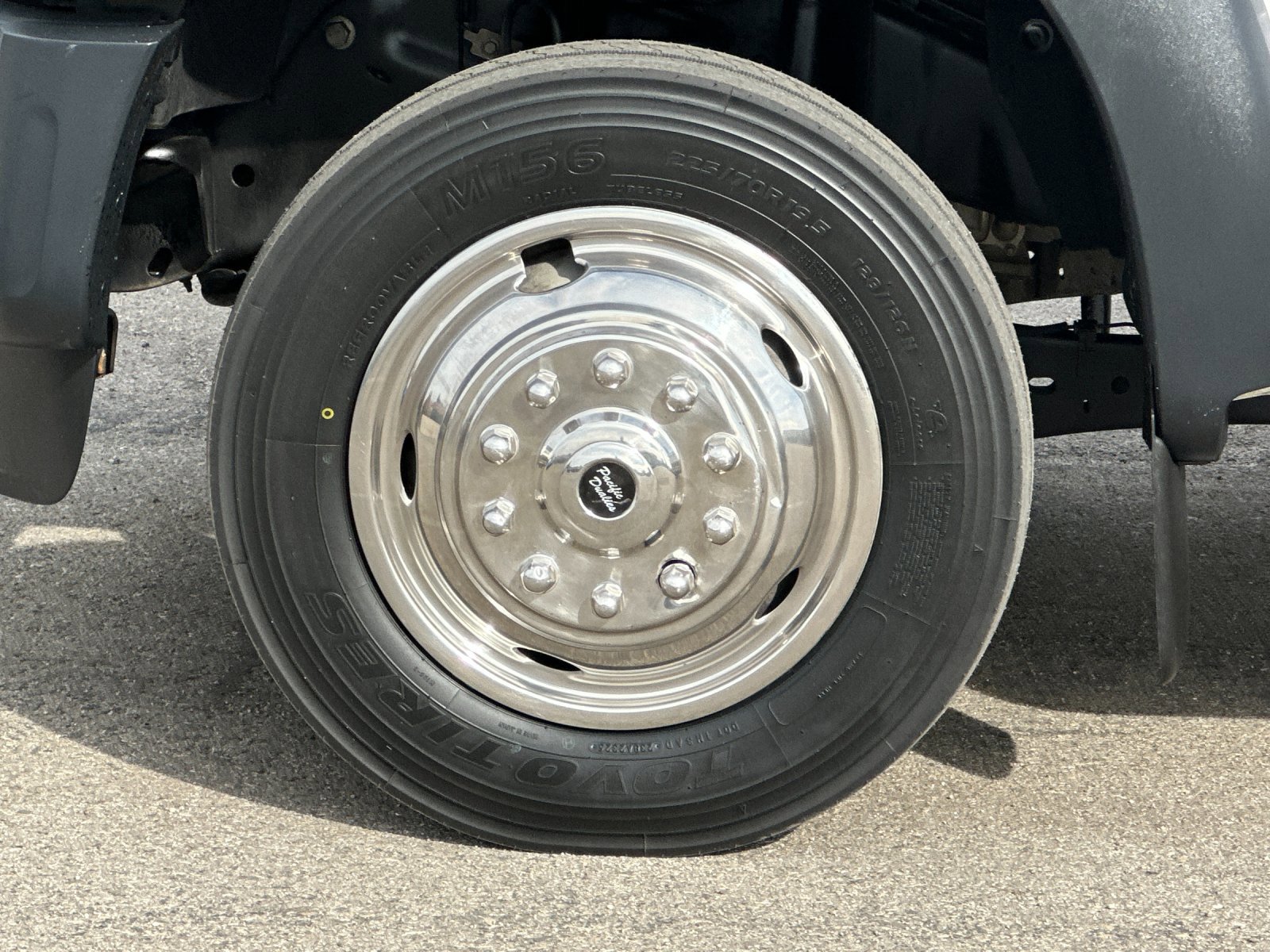 Used 2015 Ford F550 2WD Crew Cab Super Duty image 22