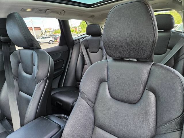 Certified 2023 Volvo XC60 T8 Plus w/ Protection Package Premier AWD/4WD image 18