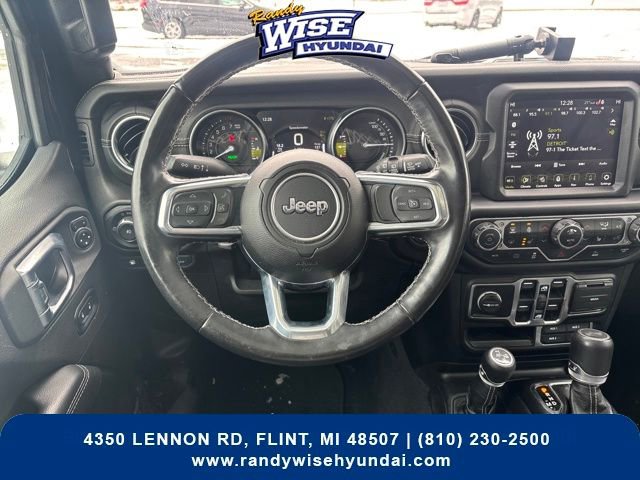 Used 2022 Jeep Wrangler Unlimited Sahara w/ Cold Weather Group image 17