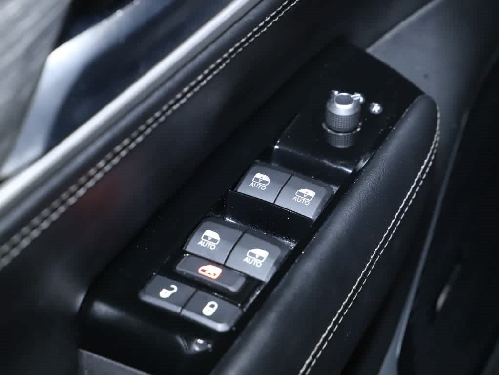 Used 2022 Jeep Wagoneer Series III AWD/4WD image 16