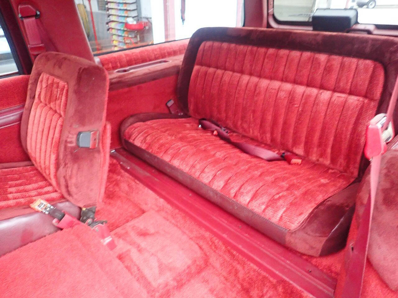 Used 1994 Chevrolet Suburban 2WD image 11