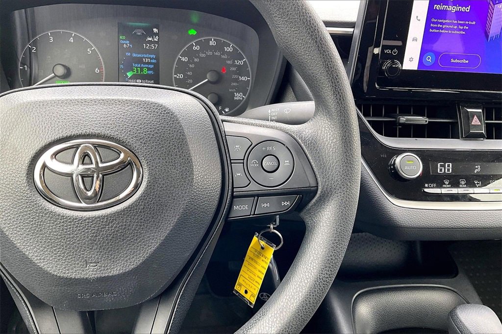 Used 2024 Toyota Corolla LE image 19