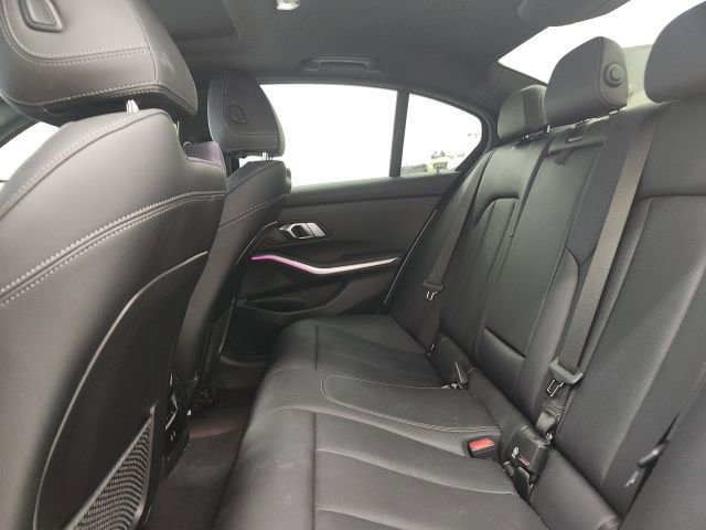 Used 2023 BMW 330i Sedan w/ M Sport Package image 10