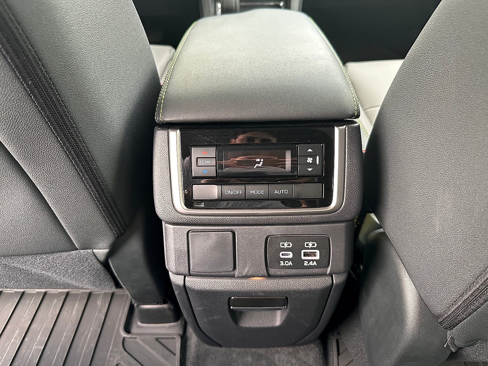 Used 2025 Subaru Ascent Onyx Edition AWD/4WD image 14