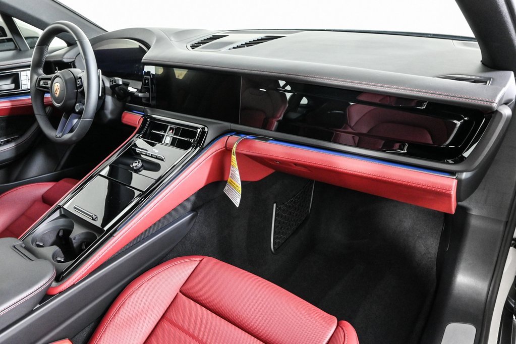 New 2025 Porsche Panamera RWD image 25
