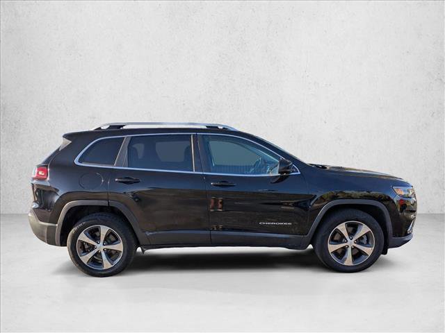 Used 2019 Jeep Cherokee Limited image 4
