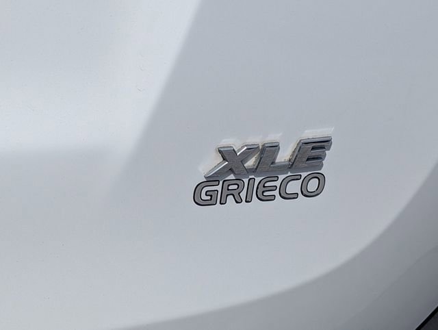 Used 2015 Toyota RAV4 XLE image 12