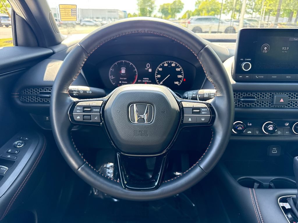 Used 2025 Honda HR-V Sport image 19