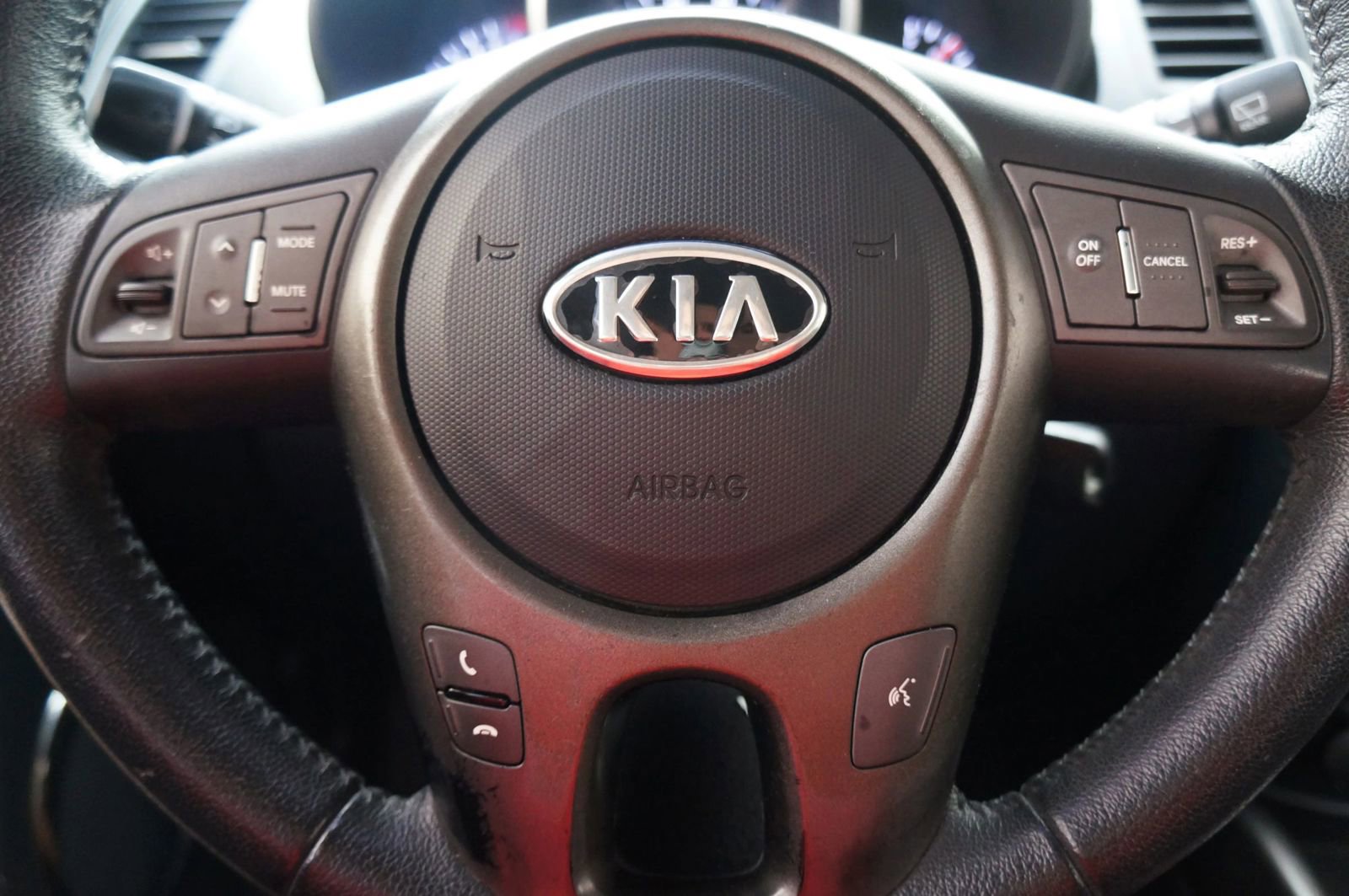 Used 2012 Kia Soul + FWD image 38