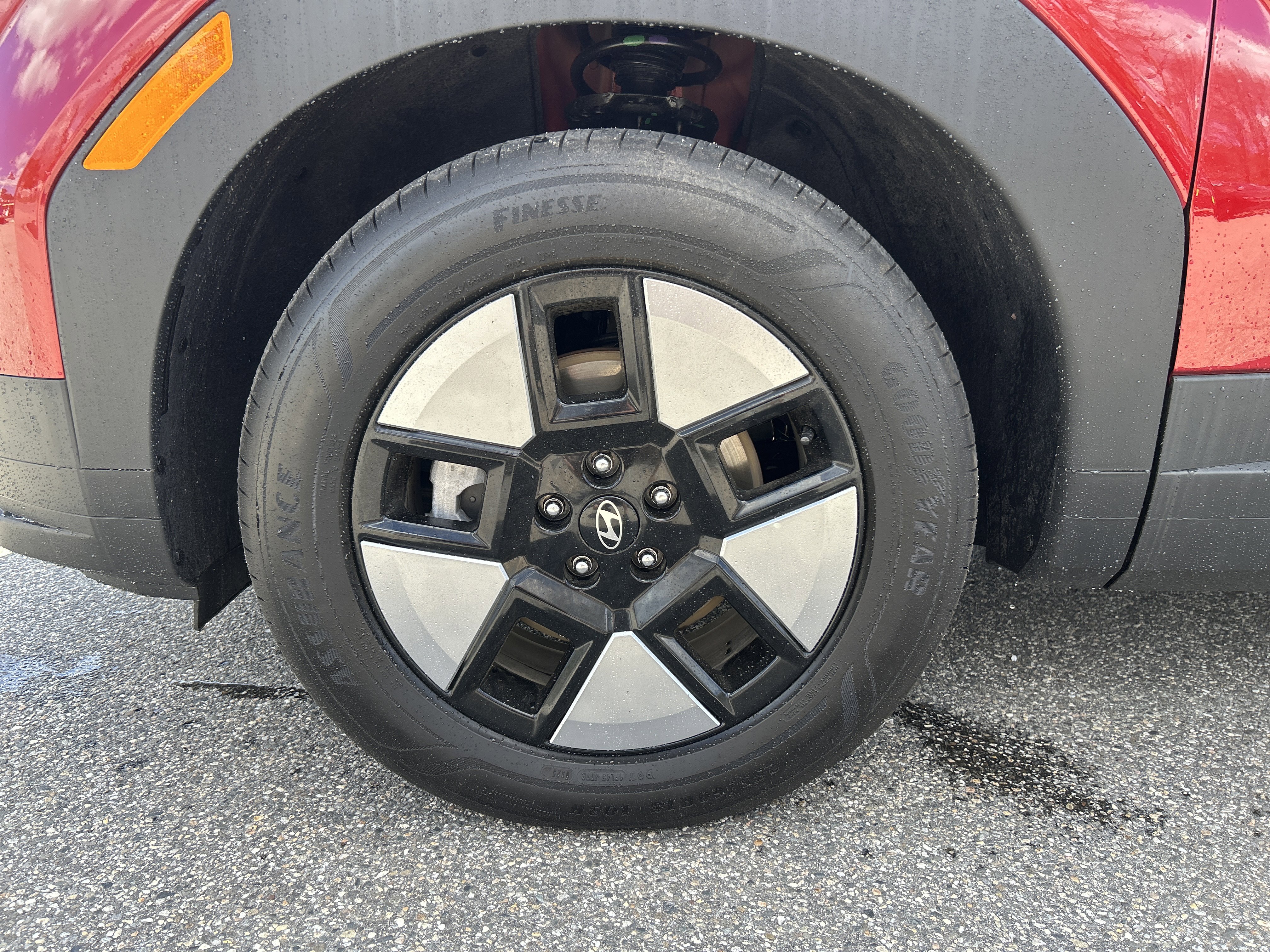 Certified 2025 Hyundai Santa Fe SEL AWD/4WD image 12