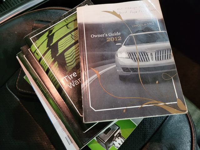 Used 2012 Lincoln MKZ image 57