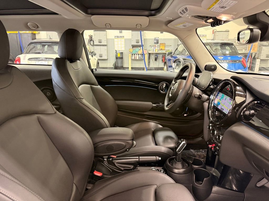 Certified 2024 MINI Cooper S image 24