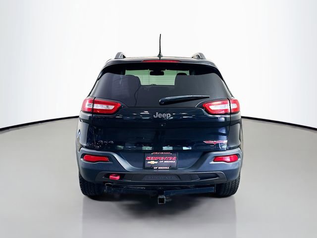 Used 2016 Jeep Cherokee Trailhawk image 7