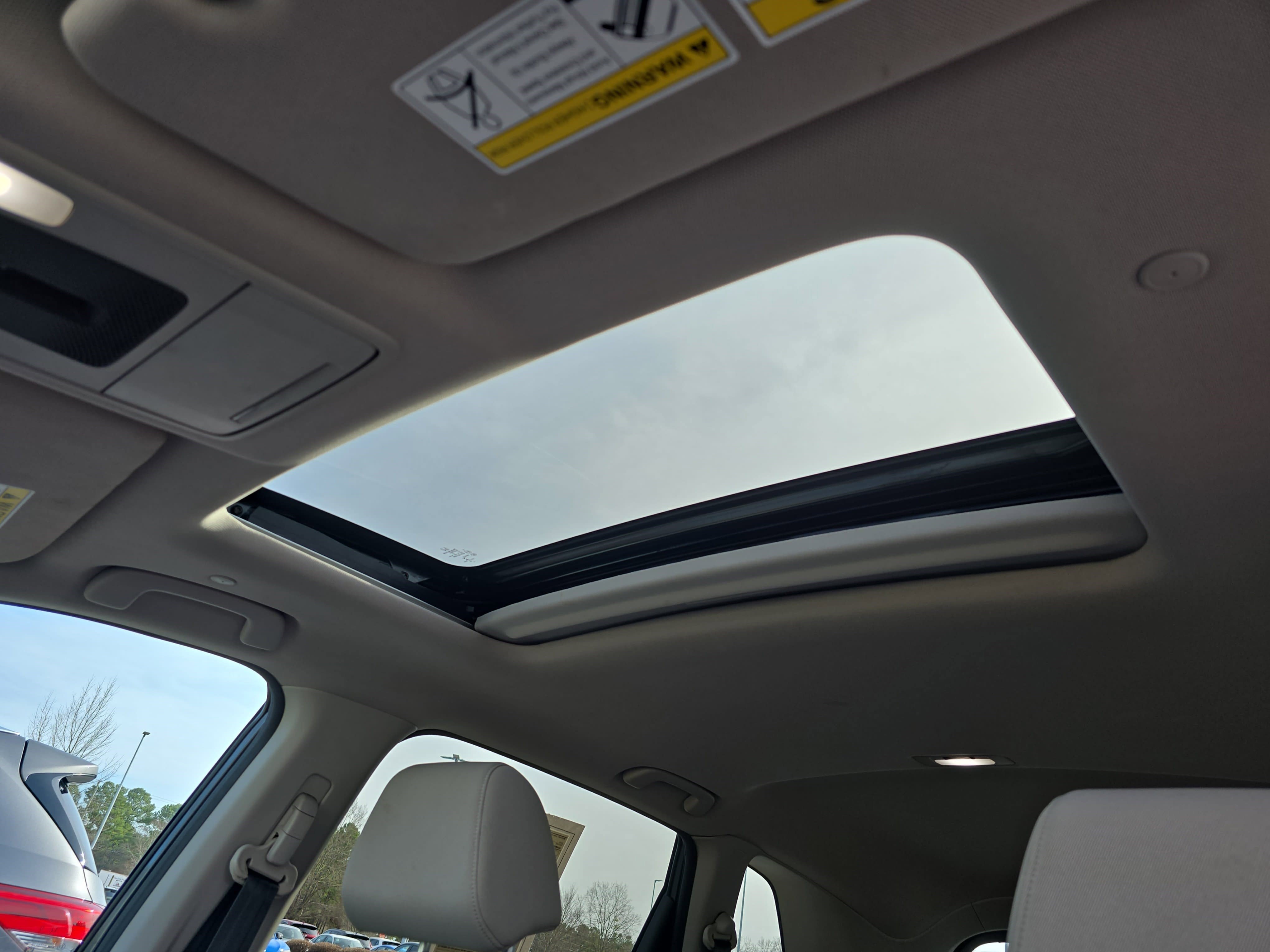 Used 2023 Honda CR-V EX image 30