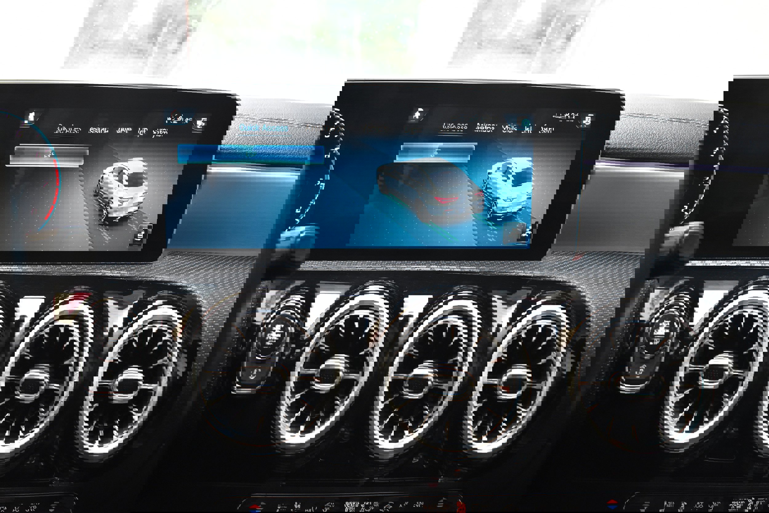 Used 2020 Mercedes-Benz CLA 250 4MATIC image 34