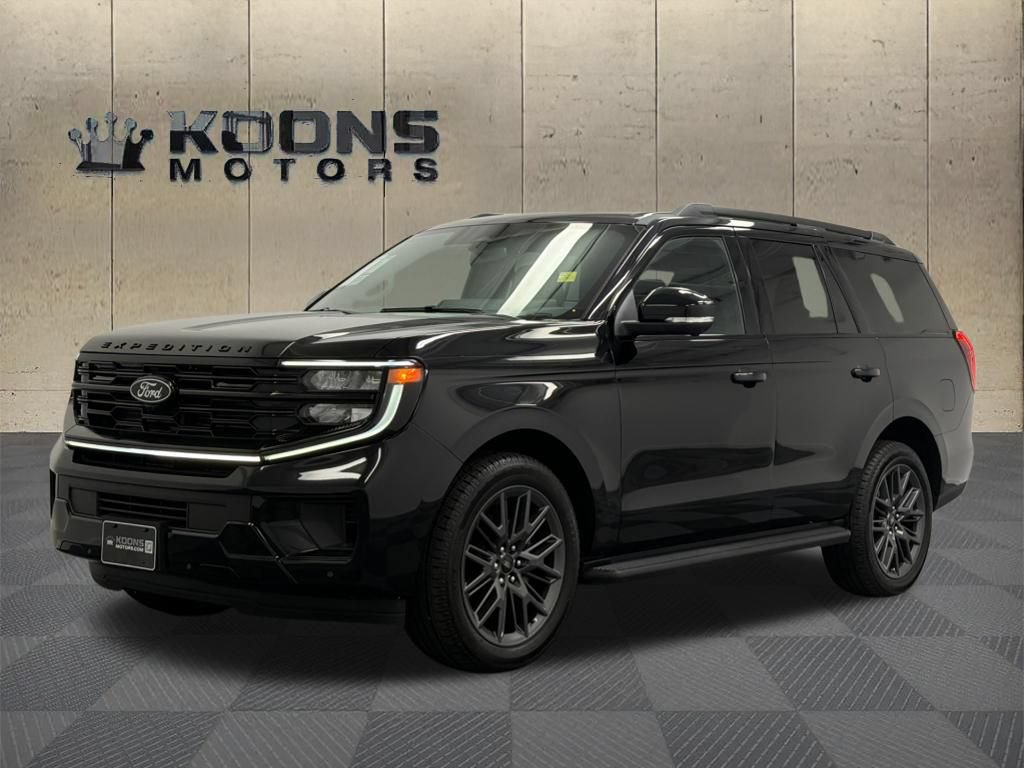Used 2026 Ford Expedition Platinum w/ Stealth Appearance Package