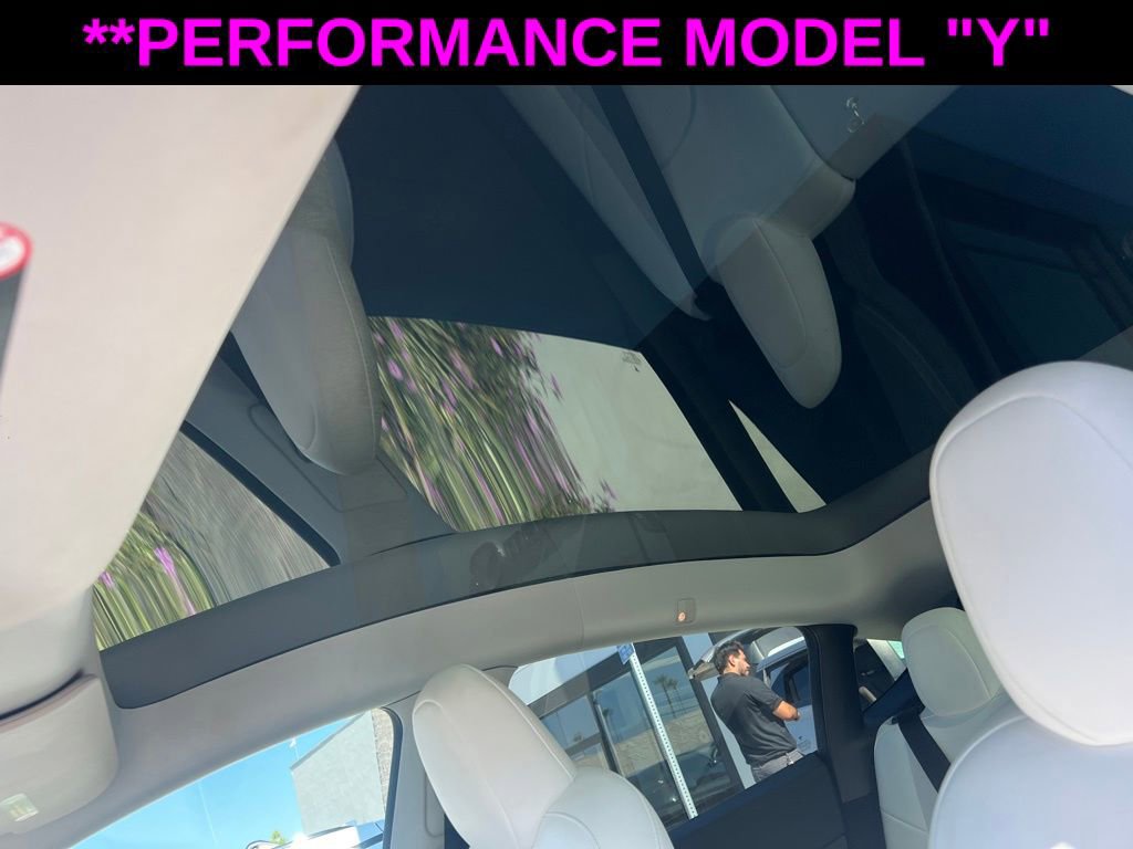 Used 2023 Tesla Model Y Performance image 42