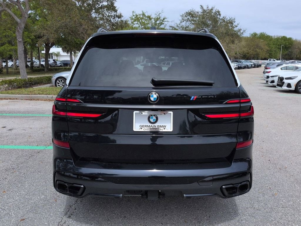 New 2026 BMW X7 M60i image 5