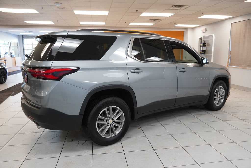 Used 2024 Chevrolet Traverse LT AWD/4WD image 12
