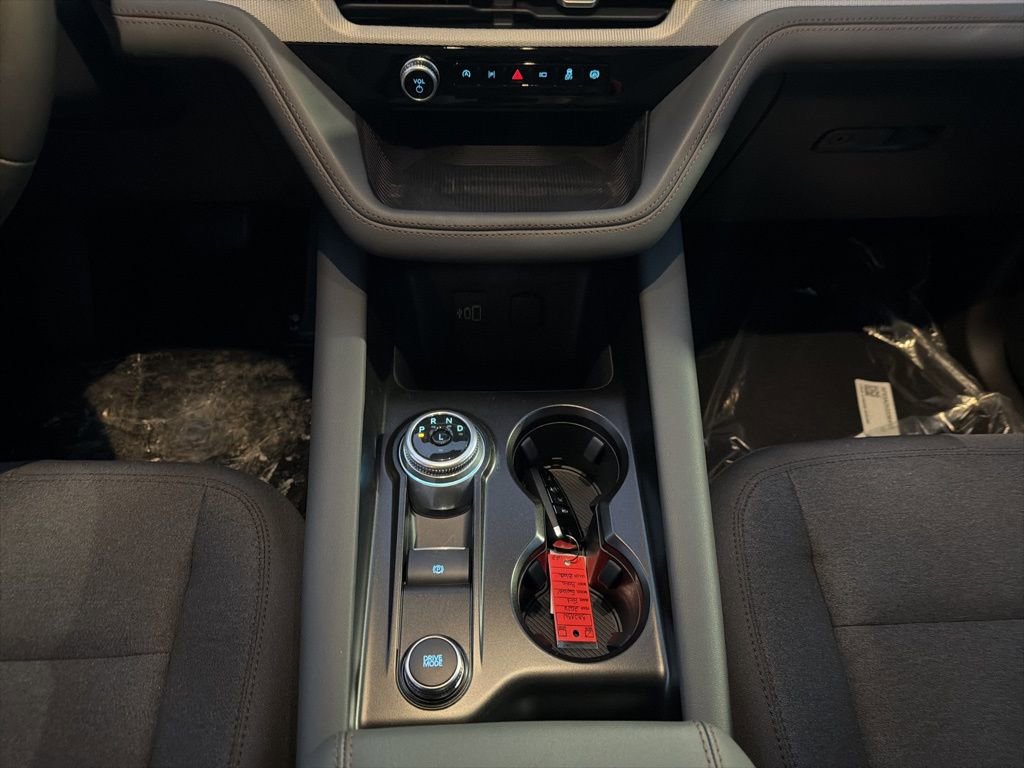 New 2026 Ford Explorer Active image 15