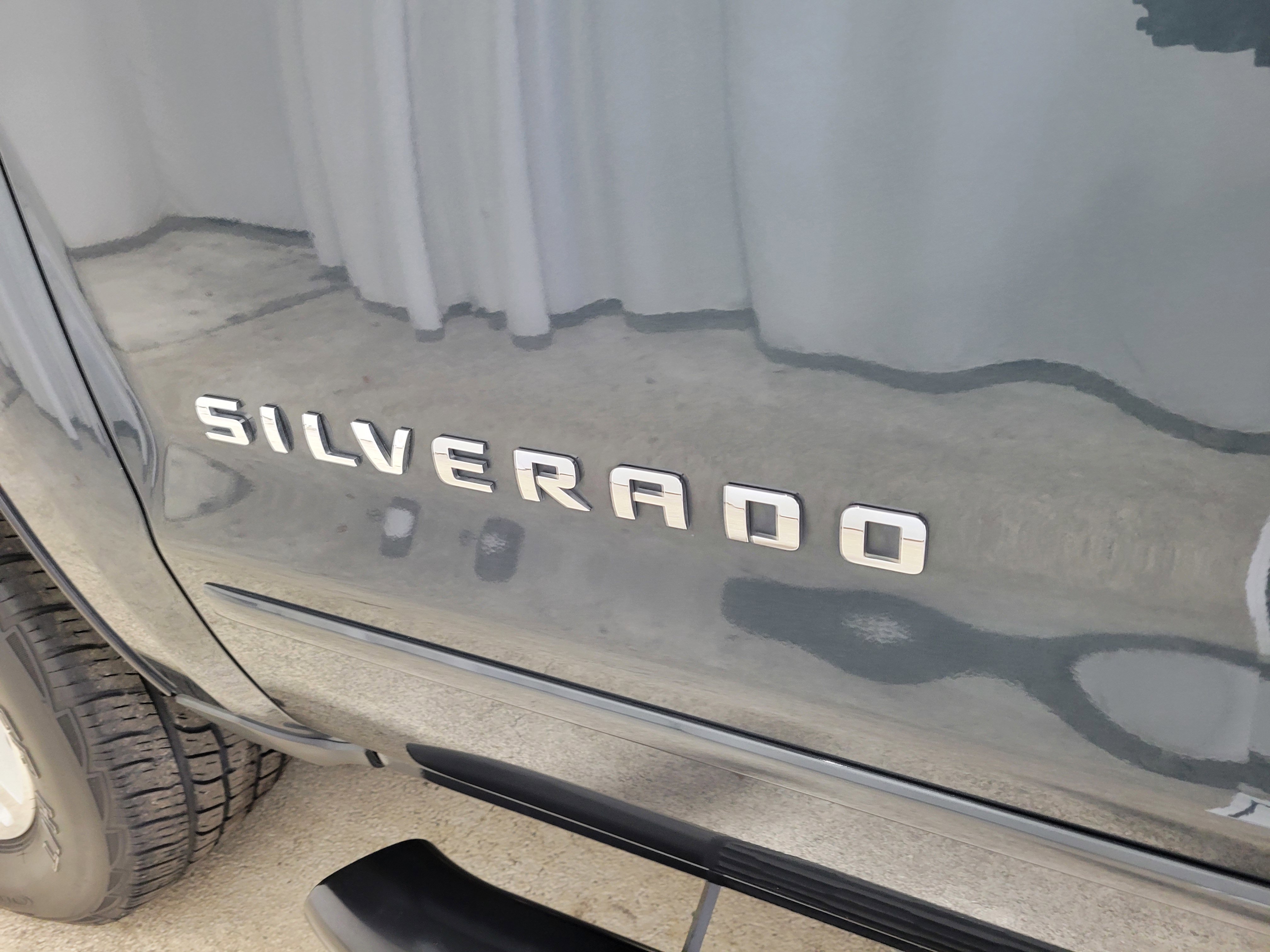 Certified 2017 Chevrolet Silverado 1500 LT w/ All Star Edition image 16