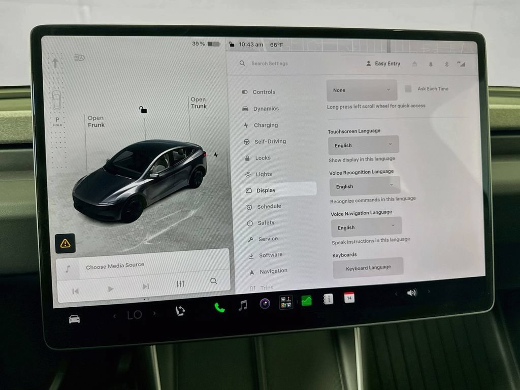 Used 2026 Tesla Model Y 2WD image 38