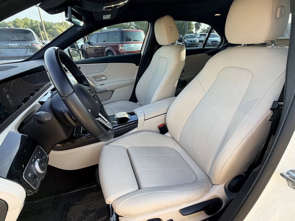 Used 2022 Mercedes-Benz A 220 image 21