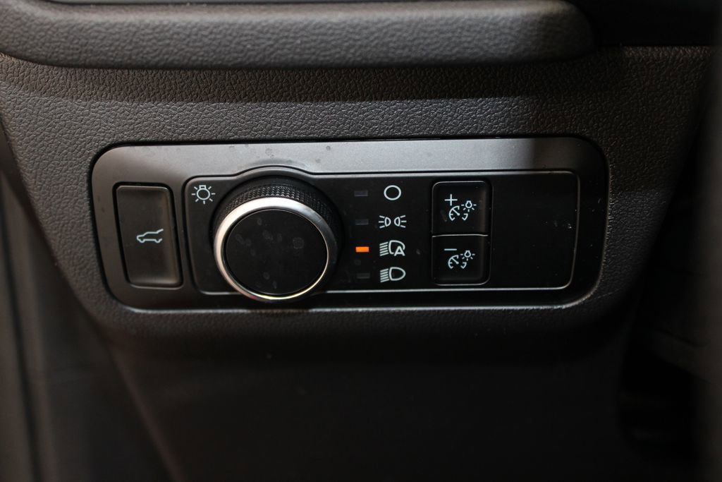 Used 2024 Ford Escape ST-Line image 40