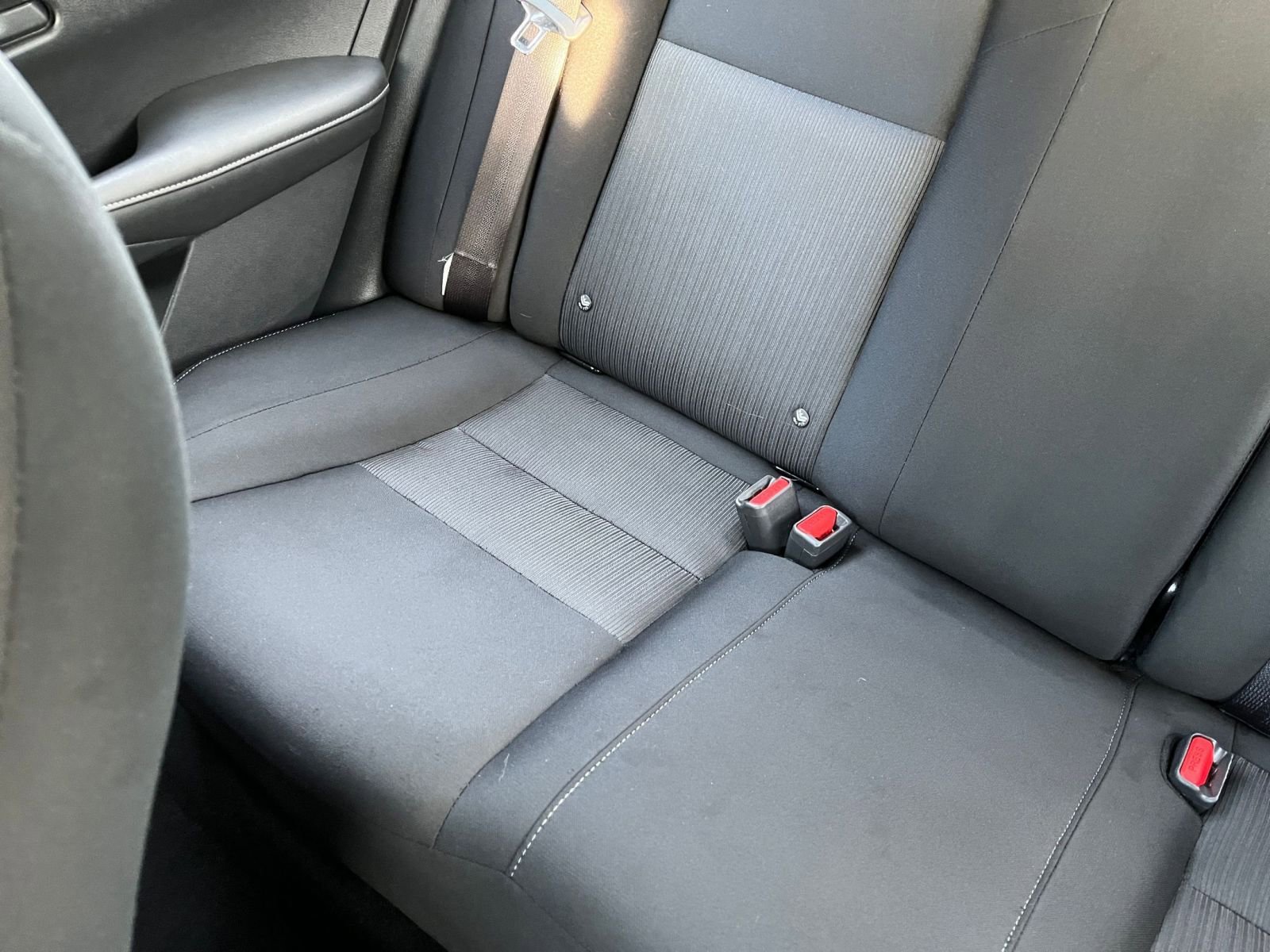 Used 2025 Nissan Sentra SV image 39