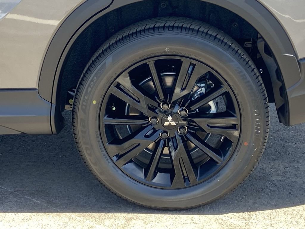 New 2026 Mitsubishi Eclipse Cross AWD image 28
