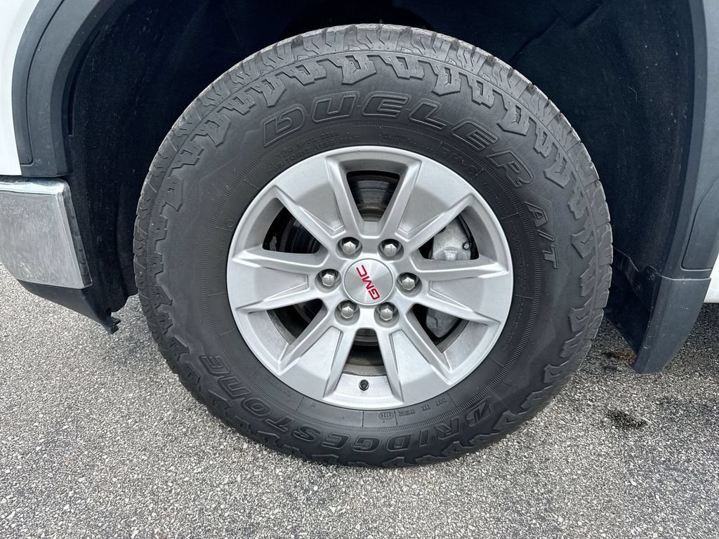 Used 2022 GMC Sierra 1500 SLE w/ Driver Alert Package I AWD/4WD image 10
