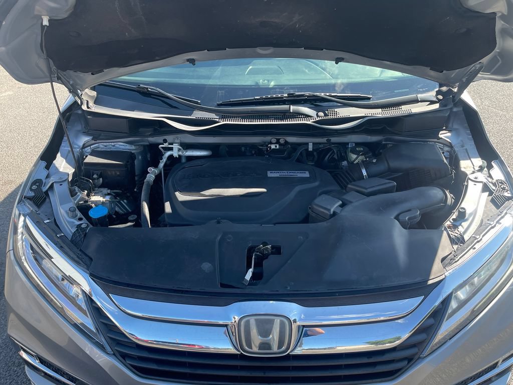 Used 2018 Honda Odyssey Touring image 11
